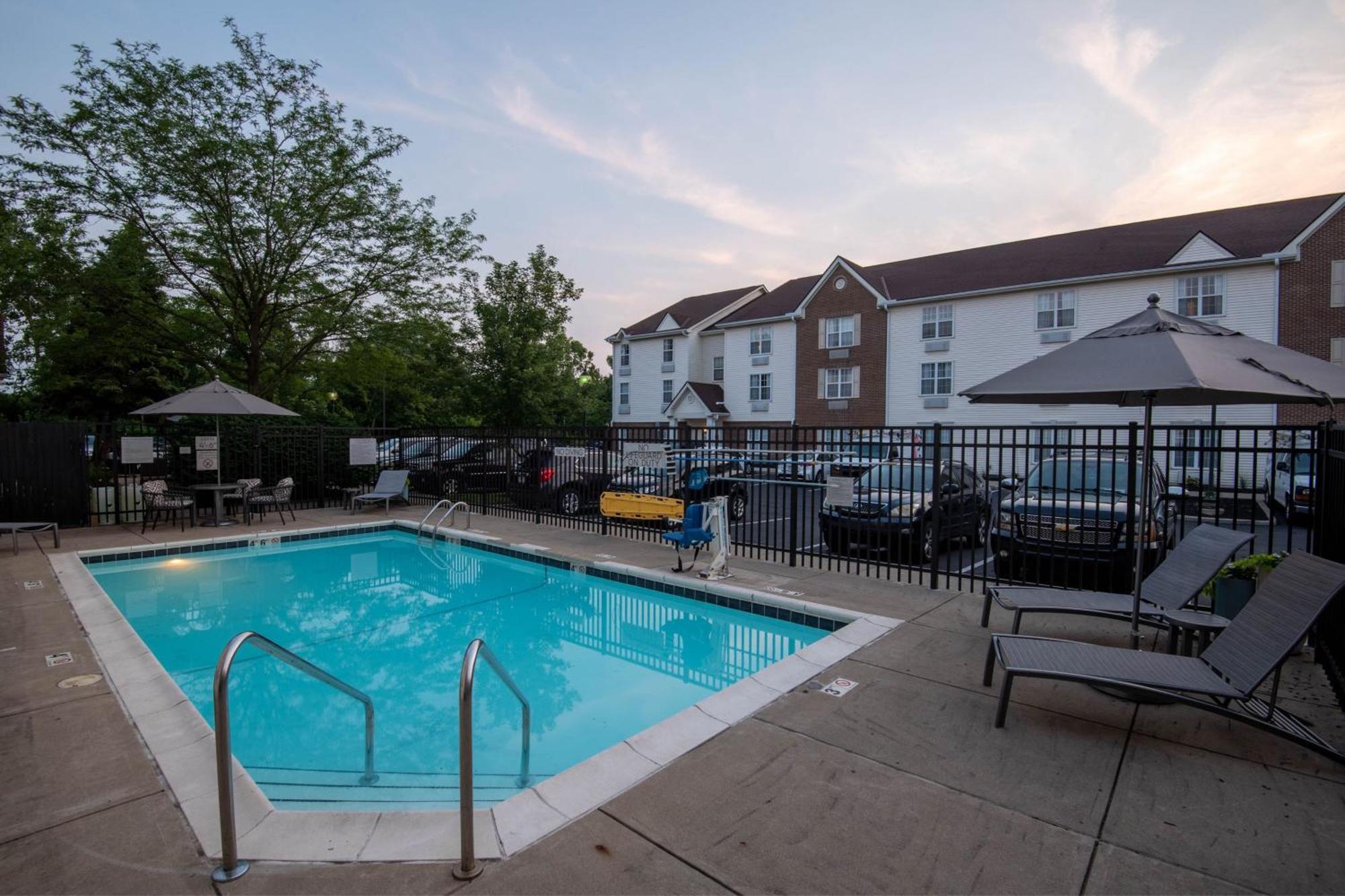 Towneplace Suites Columbus Airport Gahanna Екстер'єр фото