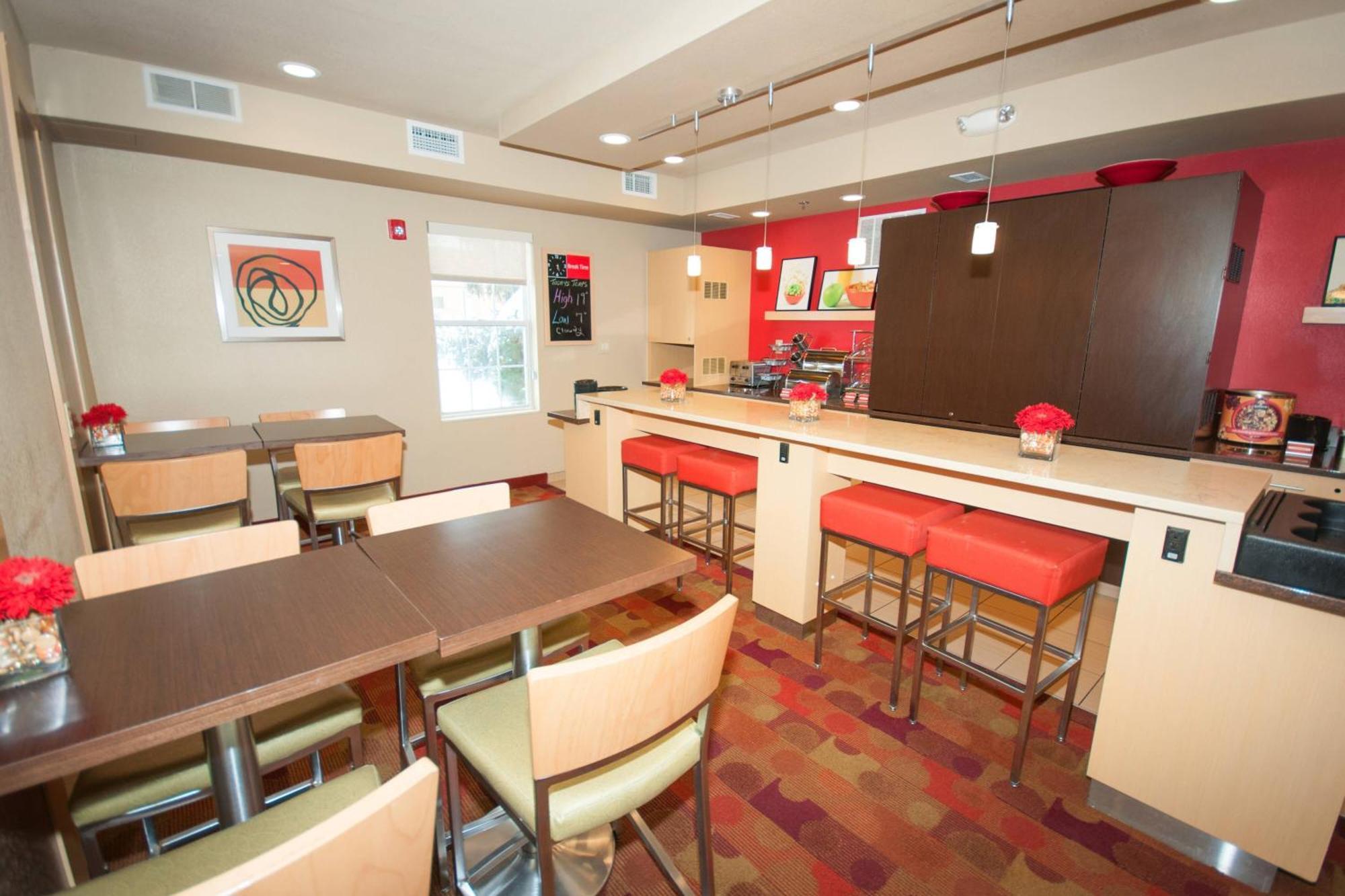 Towneplace Suites Columbus Airport Gahanna Екстер'єр фото